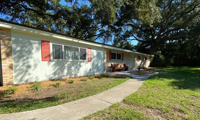Jekyll Island House | CUDDLEFISH 4 bedrooms, 3 bathrooms