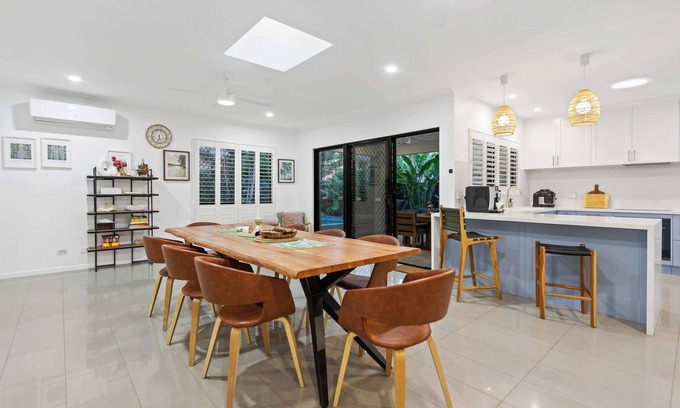 Kewarra Beach House | Curlews Nest - Pool, BBQ and Beach