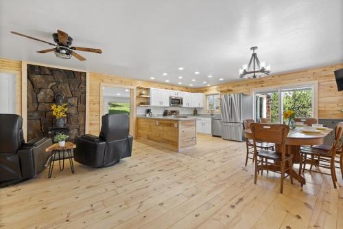 Custer House | Custer Serene