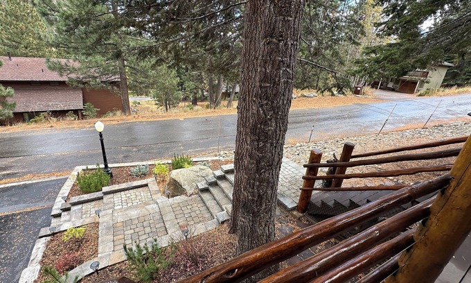 Upper Kingsbury House | Custom Tahoe Log Cabin Minutes to Heavenly Ski Resort & Casinos.