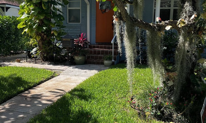 Palm Beach - West Palm Beach House | Cute and charming home in Historic neighborhood