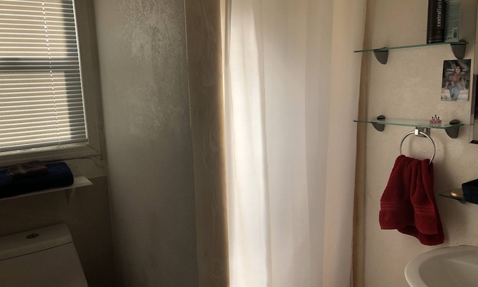 North and East House | Cute and remodeled 2 bedroom house