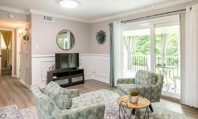 College Park Apartment | Cute Apt near Atlanta Airport-3A