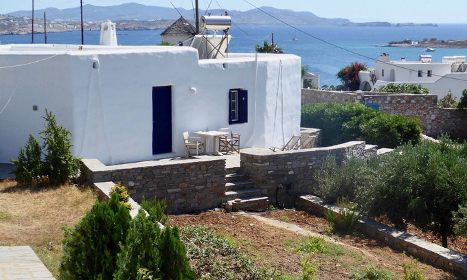 Krotiri House | Cute Cycladic house near the sea with view