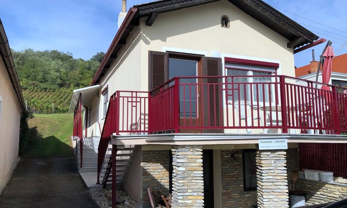 Eisenberg an der Pinka Ski Chalet | Cute holiday home at the foot of the Eisenberg vineyard