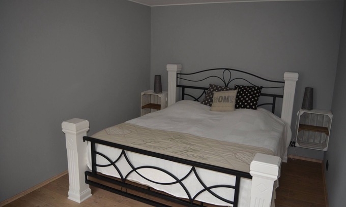 Norddeich Apartment | Cute vacation apartment "Lütjes Töwerhuus" in Norddeich for up to 4 people