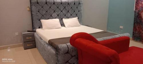 Lamin House | Cutting Edge Guest House