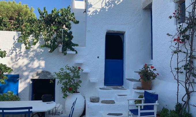 Aegiali House | Cycladic house