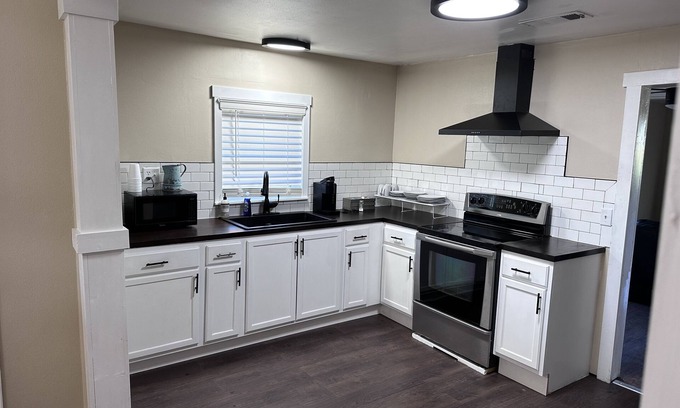 Roscoe House | Cypress Cove
