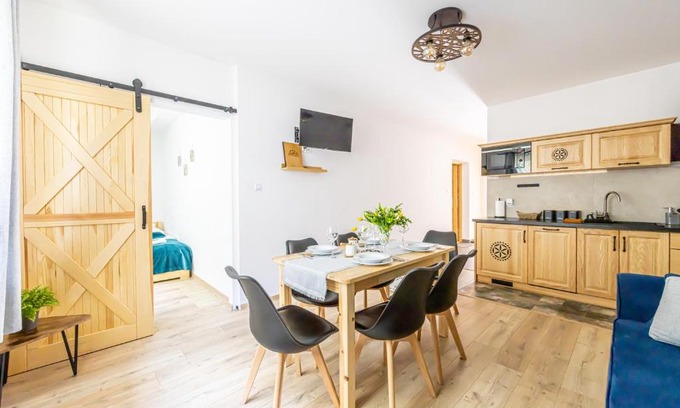 Czarna Gora Apartment | Czarna Góra Apartamenty TATRY GÓRY BIAŁKA T BUKOWINA T ZAKOPANE