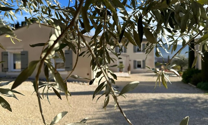 Vinsobres House | Dépendance D'une Maison de Campagne en Drôme Provençale Face au Mont Ventoux