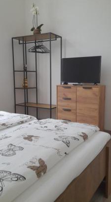 Baja Apartment | Déri Kert Apartmanház B