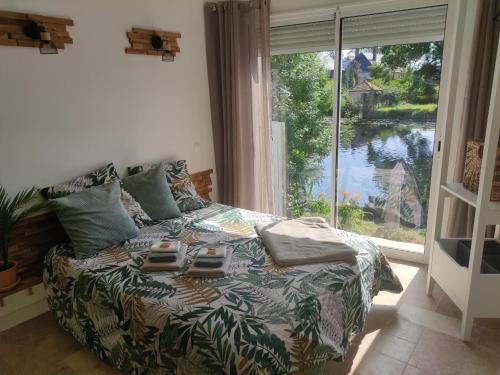Les Roches-l'Eveque House | Détente au bord du Loir - Spa Sauna - Gîte 3