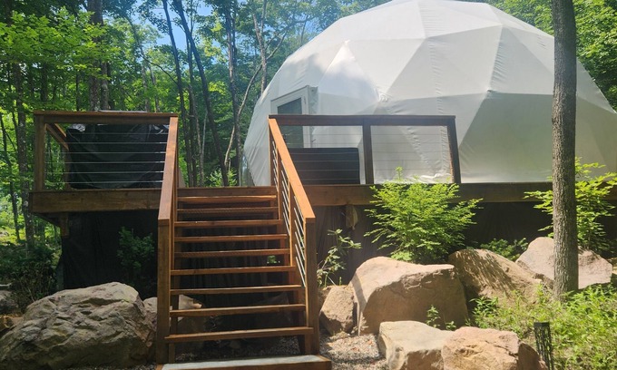 Brownsburg-Chatham Ski Chalet | Dôme Le Montagnard (spa-arcade-sauna)
