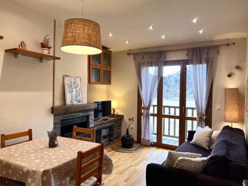 Vall de Cardos Apartment | Dúplex d'Ainet - Vall de Cardós - L'Amfitriona