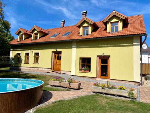 Stara Paka Apartment | Dům č. 35 v Českém ráji