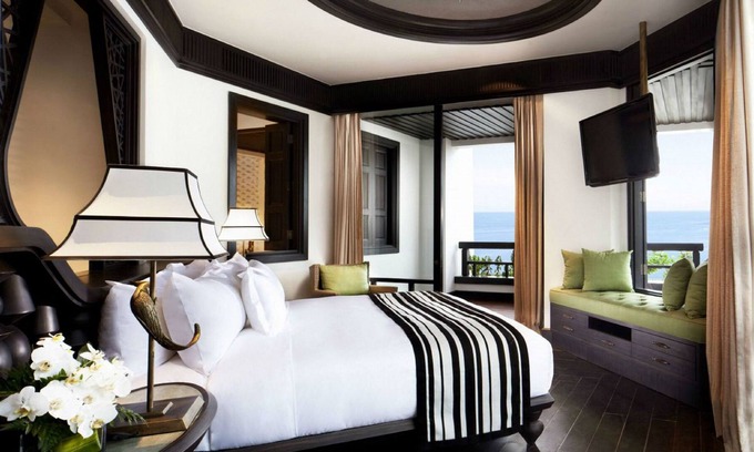 Tho Quang Beach Resort | Da Nang Intercontinental Classic Terrace Suite