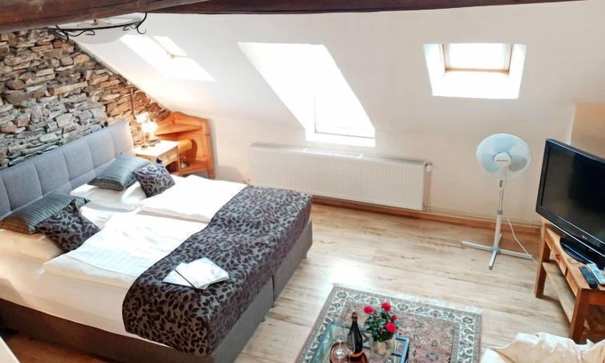 Ediger Apartment | Dachsuite by Interhome