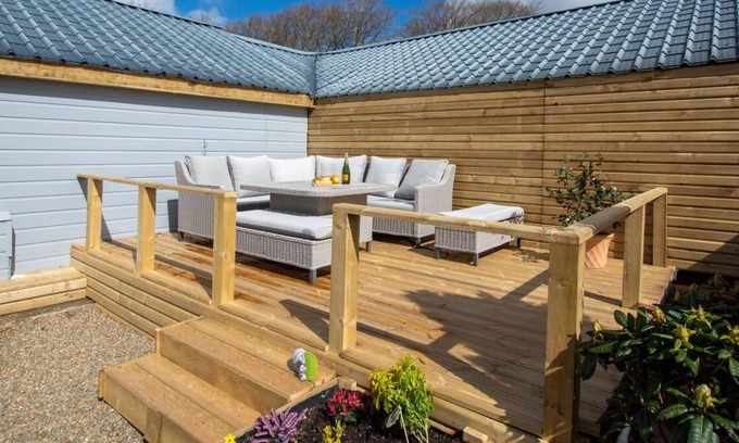 Carmarthen House | Dairy Cottage Retreat