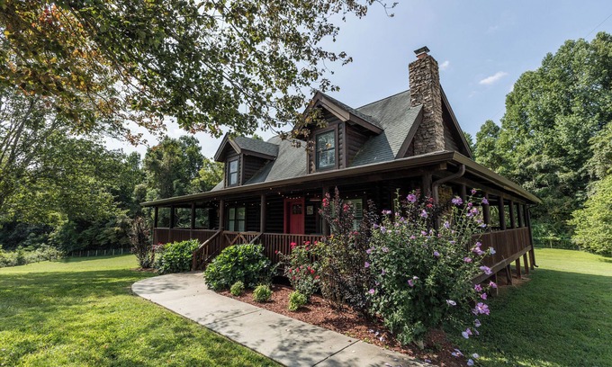 Byrdstown Cabin | Dale hollow lake cabin