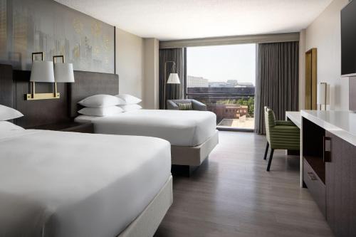 Dallas Hotel | Dallas-Addison Marriott Quorum by the Galleria