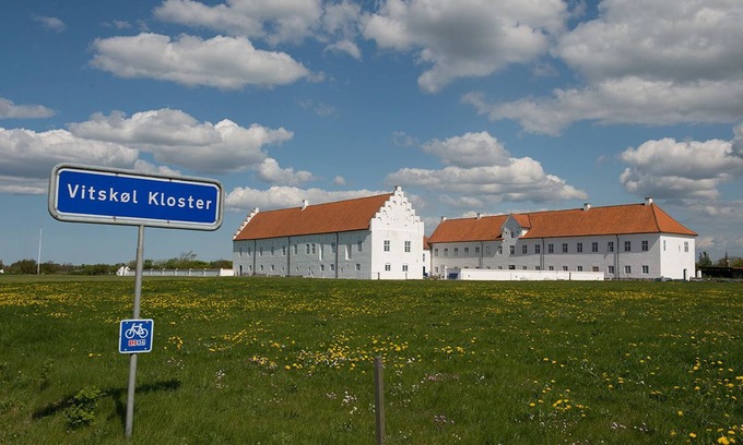 Logstor Hotel | Danhostel Vitskøl Kloster