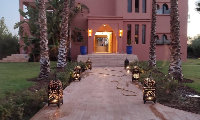 Zaouia Sidi Abdallah Ben Sassi Hotel | Dar Annour