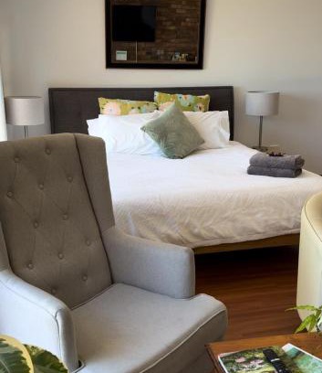 Robin Hill House | Darcy’s Ranch