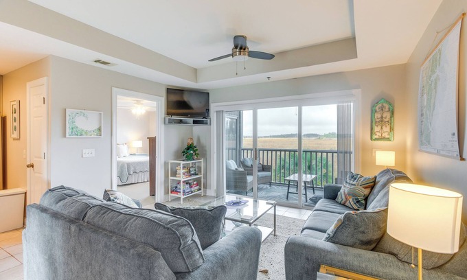 Darien Condo | Darien Condo w/Boat Dock Access: Walk to Downtown