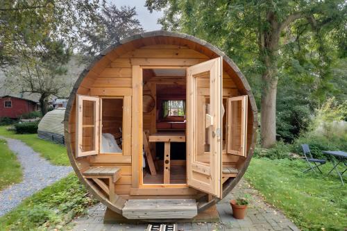 Barlt Other | das Fass de Olle Uhlhoff