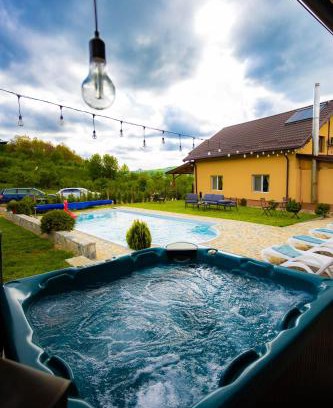 Gura Barbuletului House | David House Piscina incalzita si jacuzzi