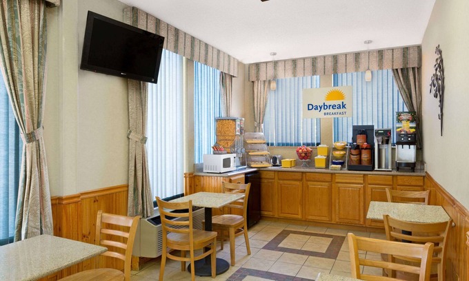 Biscoe Hotel | Days Inn by Wyndham Biscoe