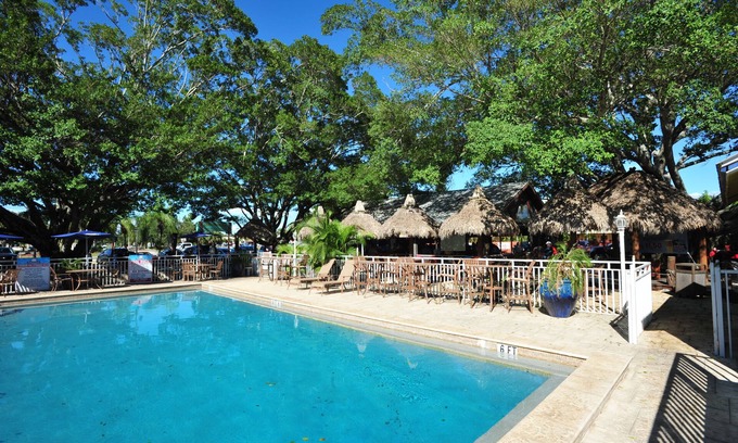 San Carlos Park Hotel | Days Inn by Wyndham Fort Myers Springs Resort