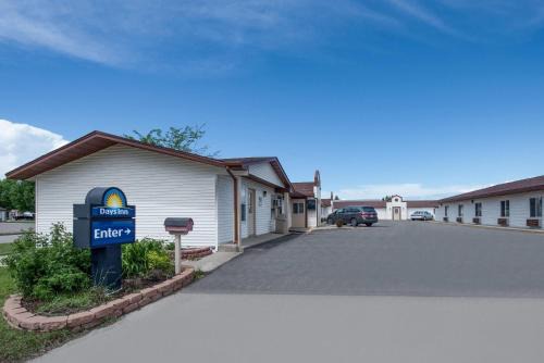 Jamestown Hotel | Days Inn by Wyndham Jamestown