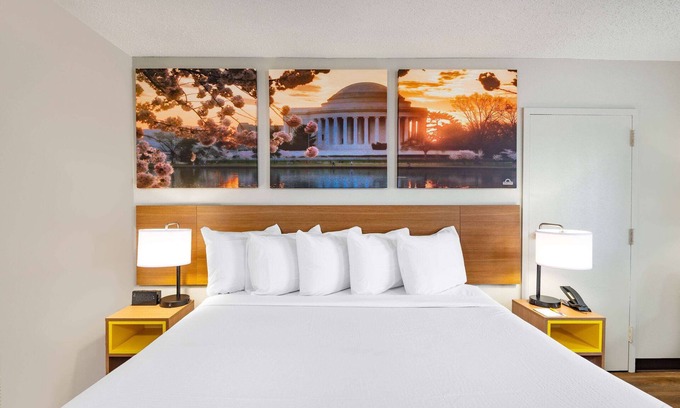 Charlottesville Hotel | Days Inn by Wyndham Charlottesville/University Area