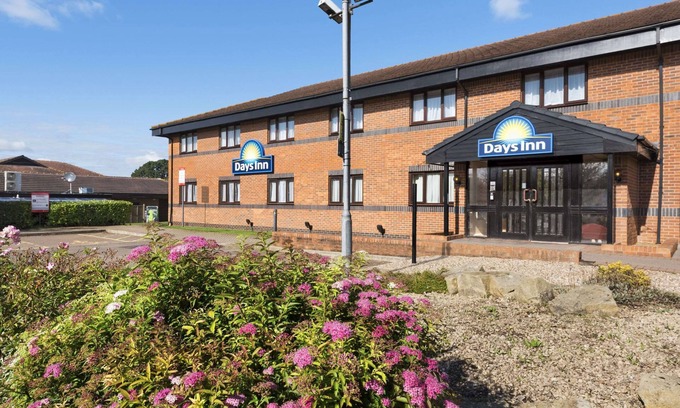 Chesterton Green Hotel | Days Inn by Wyndham Warwick South M40