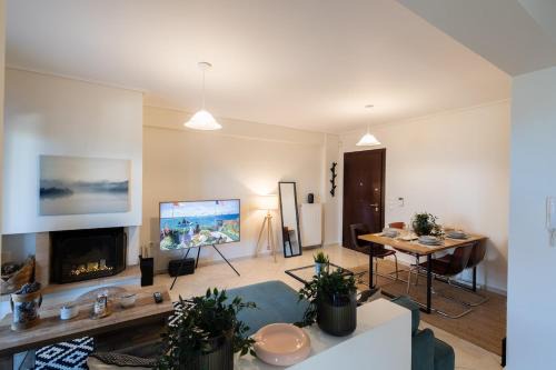 Marousi Apartment | Dazzling and Stylish 2BR Apartment in Marousi