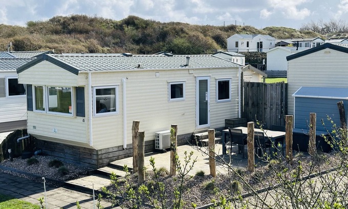 IJmuiden Ski Chalet | DD 45 - Camping de Duindoorn - AIRCO