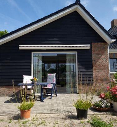 Egmond-Binnen House | De bloemenkwekerij