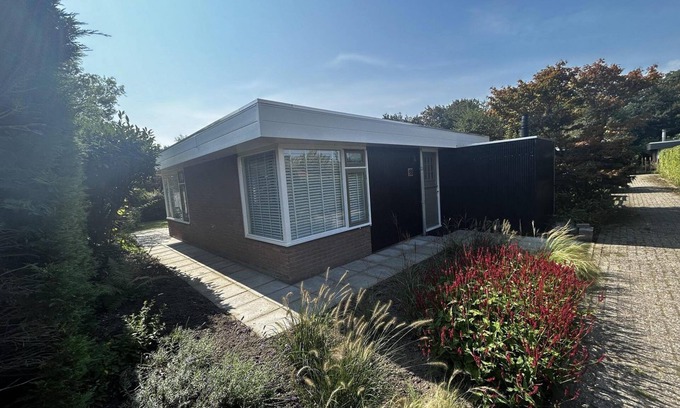 Warmenhuizen House | De Boet in Warmenhuizen. Suitable for 5 people with 2 bedrooms.