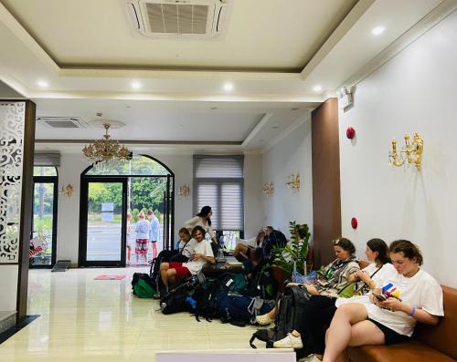 Bai Chay Hotel | De Charm Hạ Long Hotel