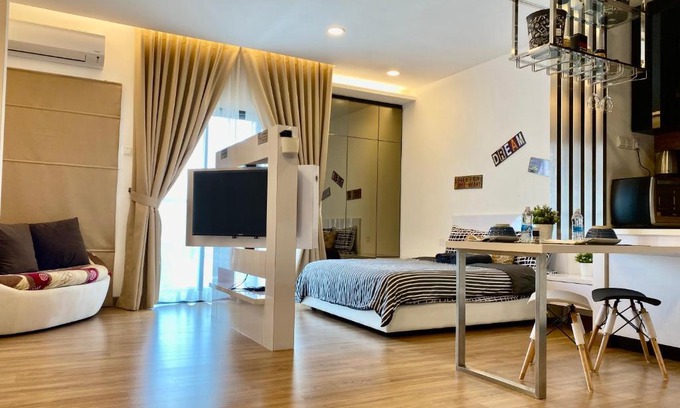 Seri Kembangan Apartment | De Leasure Homestay#Wifi#Netflix#Free Parking