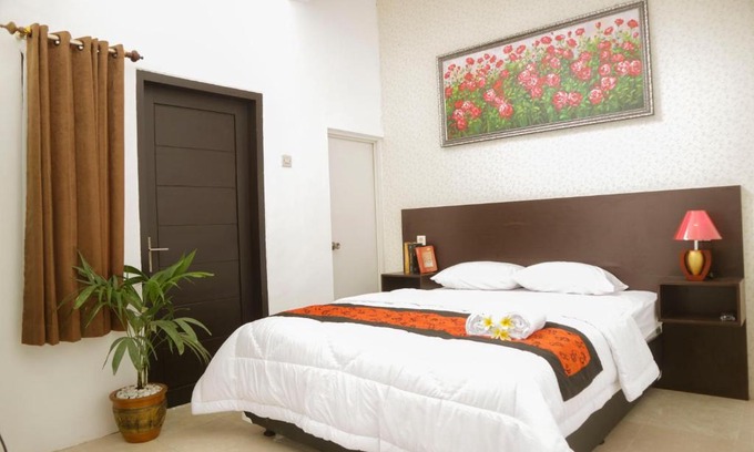 Banyuwangi House | De Lungguh Homestay