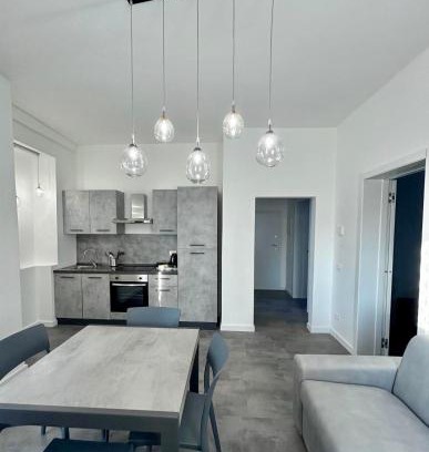 Longa Apartment | De Mio's Apartment