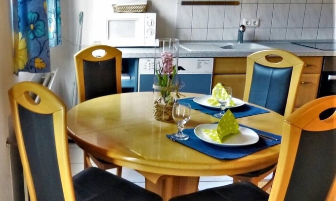 Neukirchen bei Sulzbach-Rosenberg Apartment | Idyllic vacation apartment with terrace surrounded by greenery