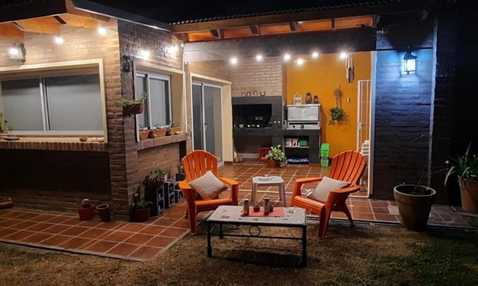 Villa Maria House | DE PASO PRIMO - con COCHERA sin techar con rejas