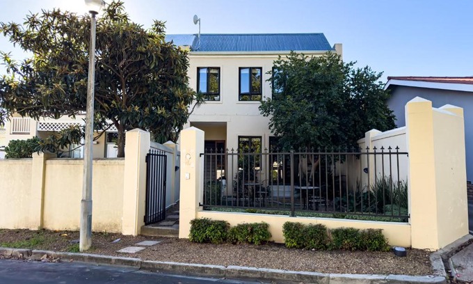 Franschhoek Villa | DE WET 5 FRANSCHHOEK