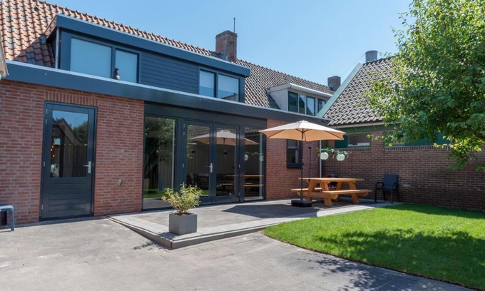 Petten House | De Zuivelhandel