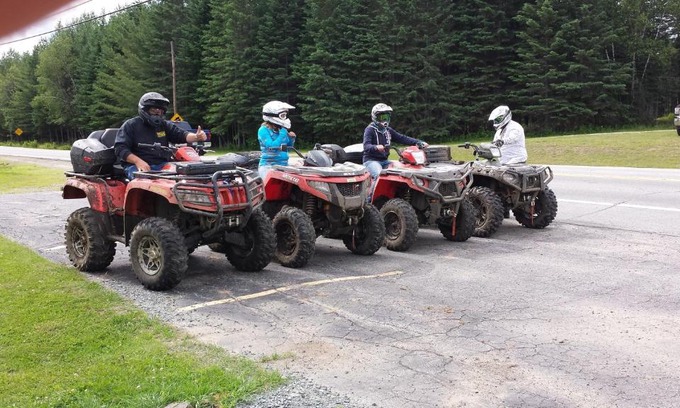 Dummer Bed & Breakfast | Deer Mountain Lodge & Wilderness Resort