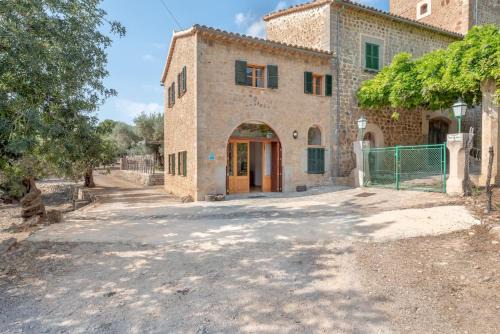 Deia House | Deià semi-detached sunny country house, near GR221